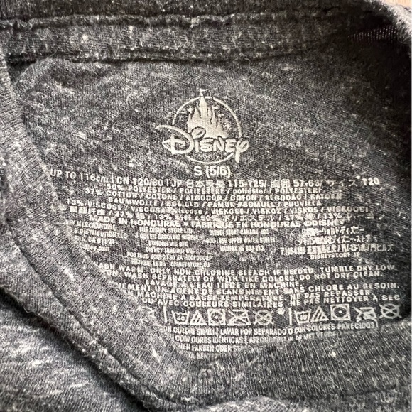 Small 5/6 Star Wars Child Mandalorian Baby Yoda Snack Time Tee Disney Parks - Picture 3 of 4